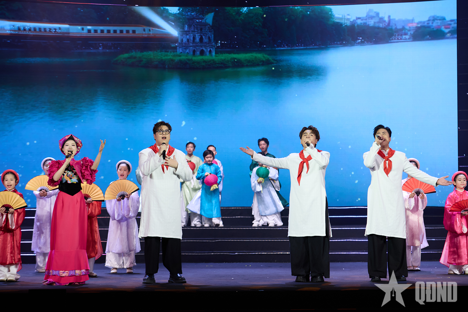 Dự án âm nhạc “Made In Vietnam” lan tỏa tình yêu đất nước